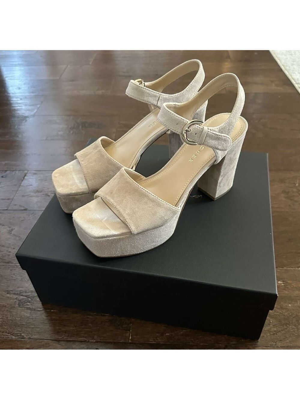 Marc Fisher LTD Cinthia Platform Sandals Women’s 8.5 Light Beige Suede NWT - Picture 7 of 15